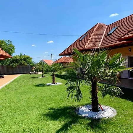 Apartmán Arvel Apartman *